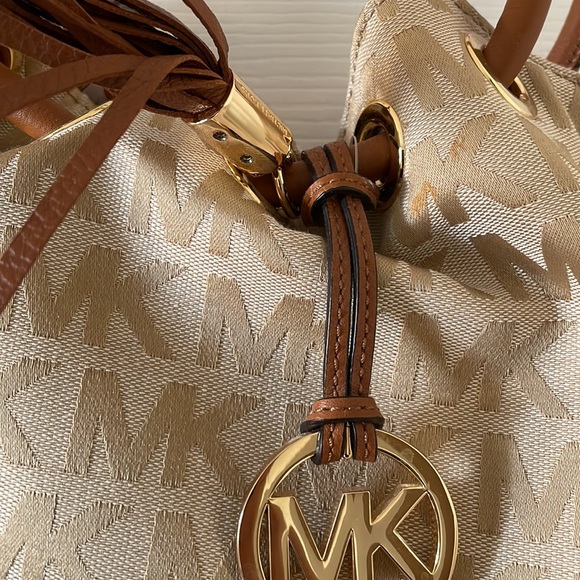 Michael kors bucket bag large handbag shoulder bag logo - Picture 2 of 11